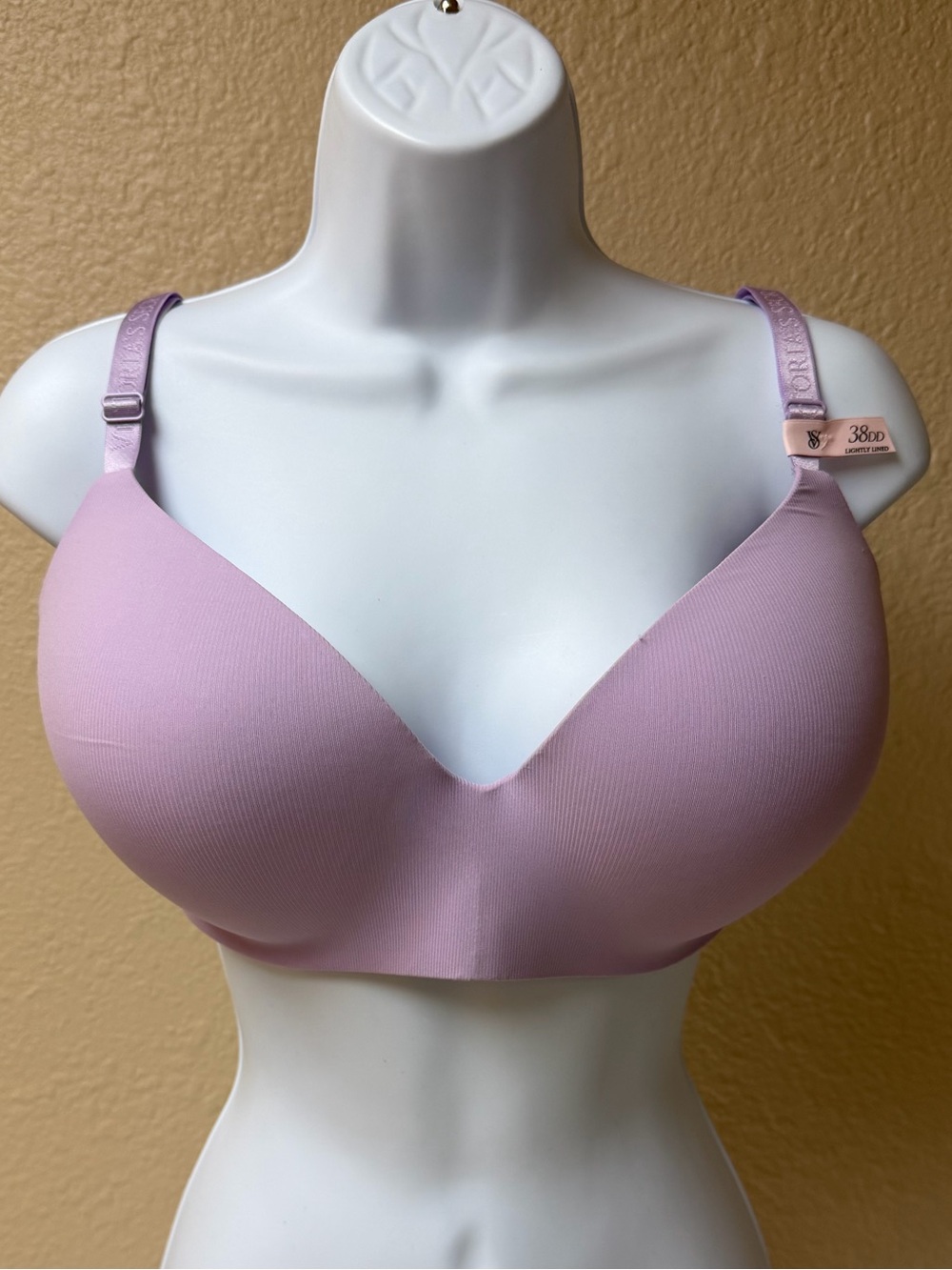 4/$20 Victoria's Secret Light Purple Seamless T-Shirt Bra